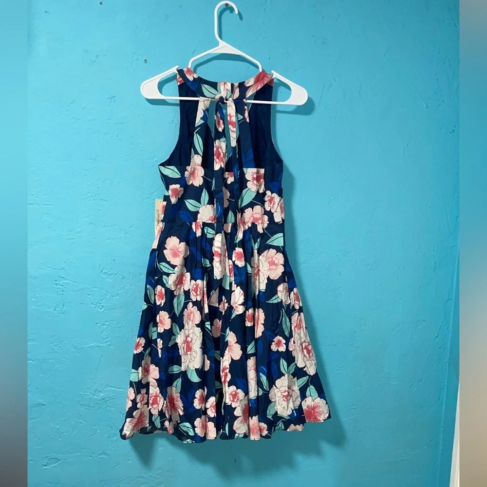 Eliza J Navy Floral Backless Dress size 4p - Picture 5 of 8